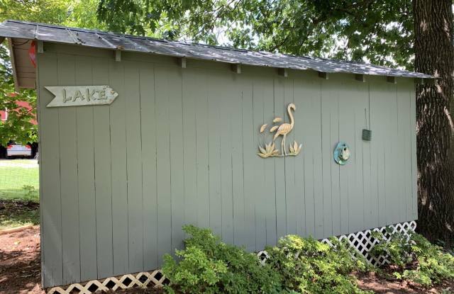 Lakeside House at Timberlake Gallery 4