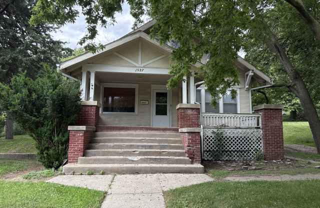 1537 Helmer St photos photos