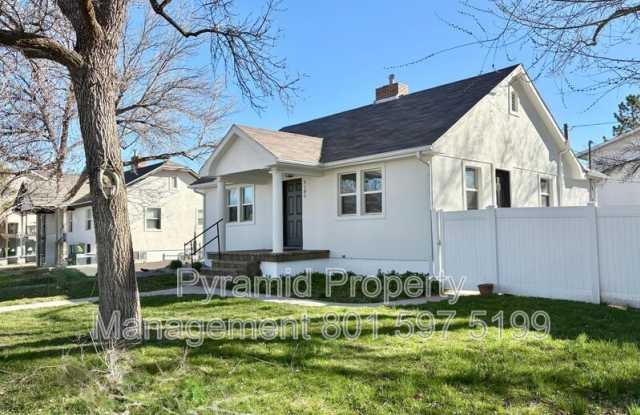 3185 S 900 E photos photos