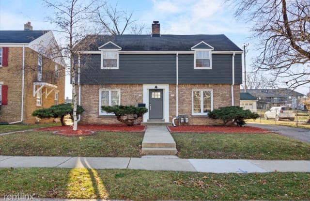 9121 W HAWTHORNE AVE - 9121 West Hawthorne Avenue, Milwaukee, WI 53214
