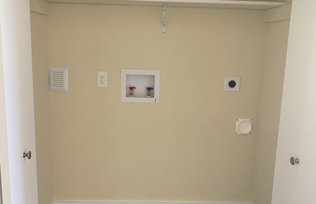 88 Ward St Gallery 3