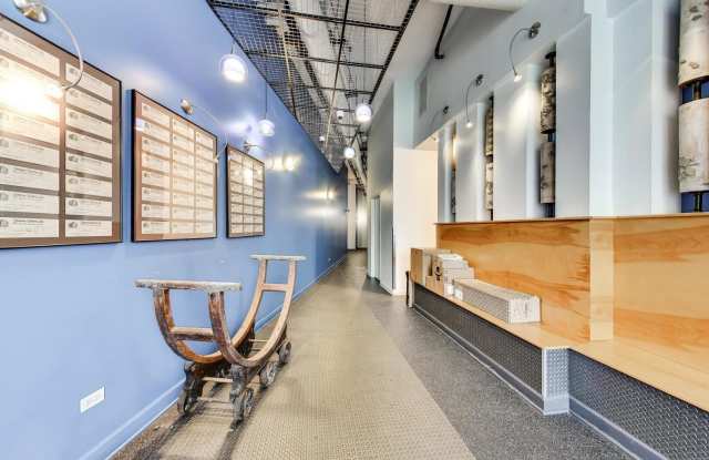 1400 N Milwaukee Avenue Gallery 3