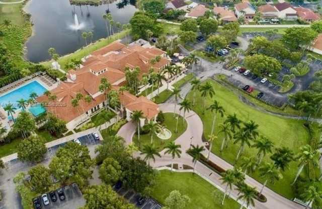 10253 NW 52nd Ln - 10253 Northwest 52nd Lane, Doral, FL 33178