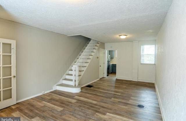 Newbold Two Bedroom Ready for Octocber 1st Gallery 4