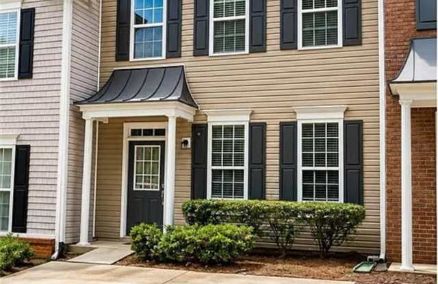 185 Galecrest Drive Gallery 2