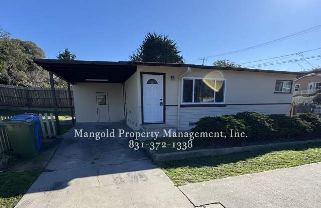 Updated 2 Bed 1 Bath Home on a Spacious Corner Lot with Large Yard Located in Monterey - 999 Irving Avenue, Monterey, CA 93940