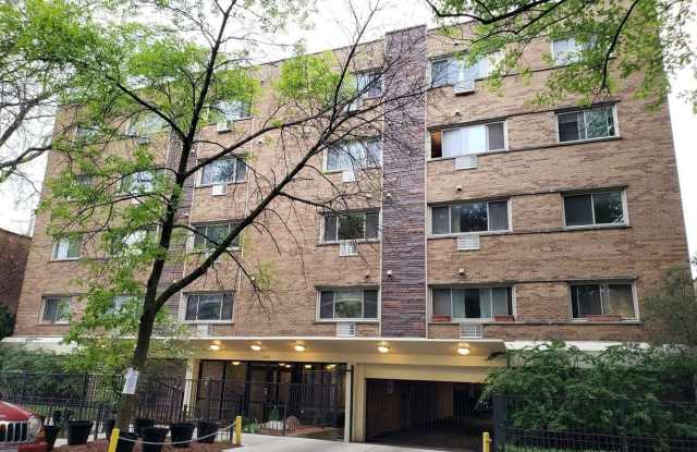 1415 W Lunt Avenue - 1415 West Lunt Avenue, Chicago, IL 60626 1415 W Lunt Avenue - 1415 West Lunt Avenue, Chicago, IL 60626