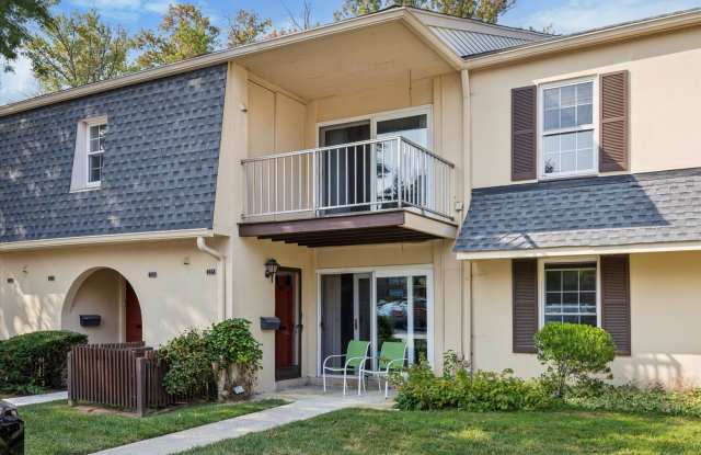 2BD/2BA with a Den in Old Forge Crossing! photos photos 2BD/2BA with a Den in Old Forge Crossing! photos photos
