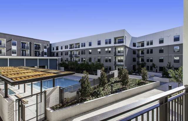 Cadence Apartments Gallery 3