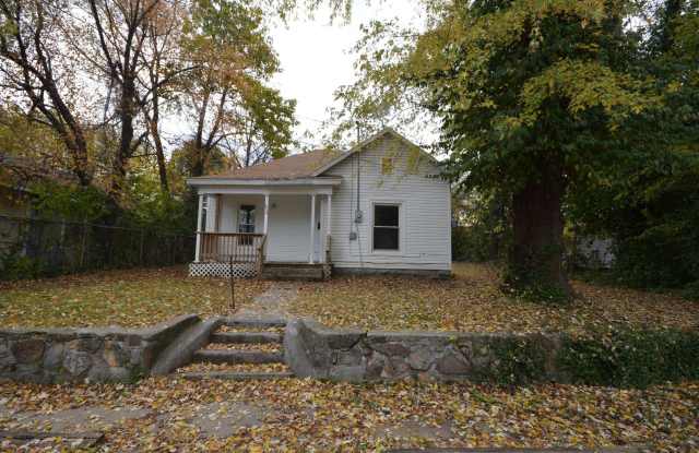 Rent this 2 Bedroom 1 bathroom Home photos photos