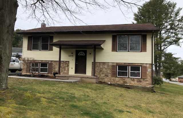 Home available in Christiansburg - 105 Flagg Court, Christiansburg, VA 24073 Home available in Christiansburg - 105 Flagg Court, Christiansburg, VA 24073