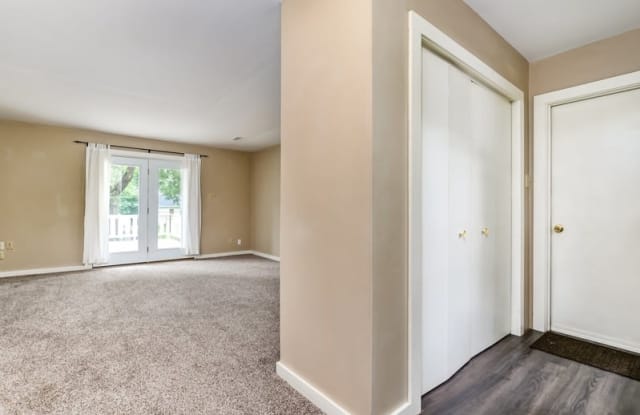 25 Judith Lane - 25 Judith Lane, Fairview Heights, IL 62208