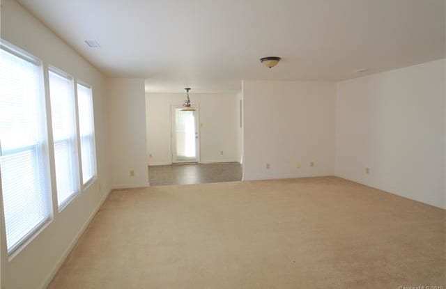 2744 Bramble Ridge Court Gallery 4