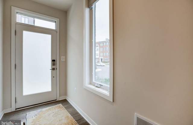 23518 NEERSVILLE CORNER Terrace Gallery 3