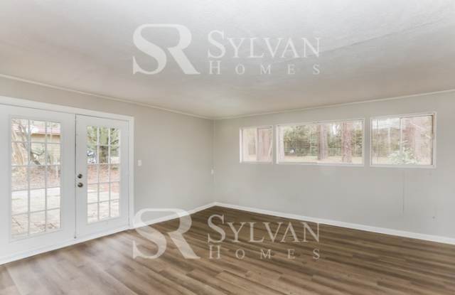 4375 Ridgewood Road Gallery 4