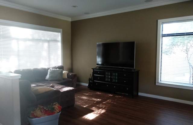 4504 E Sands Drive Gallery 4