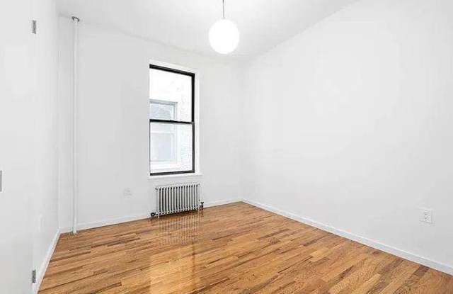 1949 Adam Clayton Powell Jr. Boulevard Gallery 4