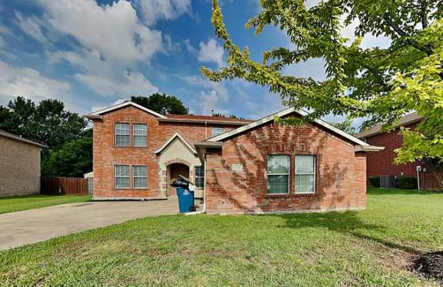 1325 Forest Creek Gallery 1