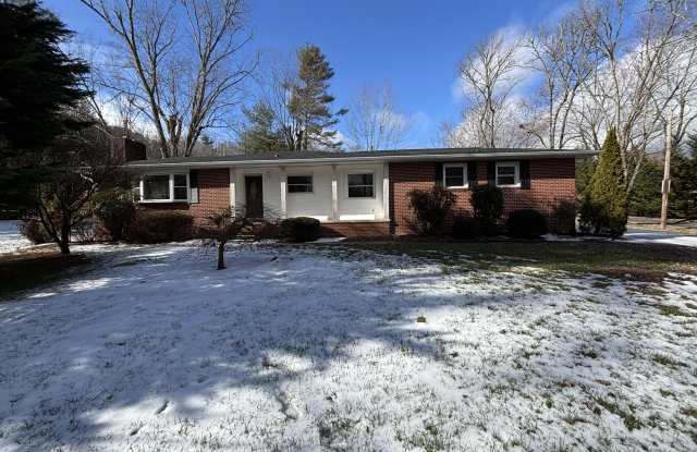 223 Daniel Drive photos photos