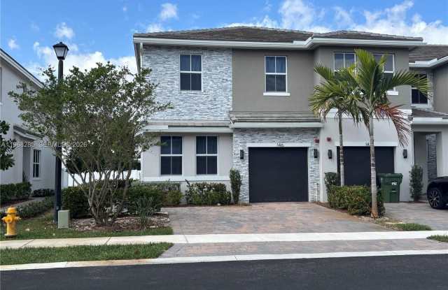 146 SW 170th Ave photos photos