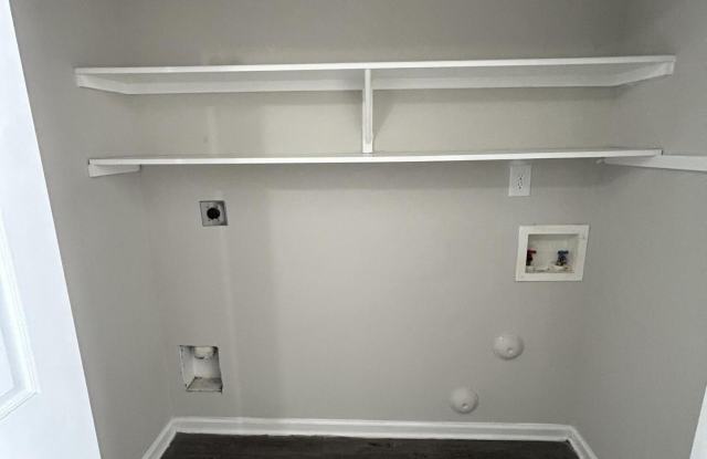 644 Coleman Street Gallery 2