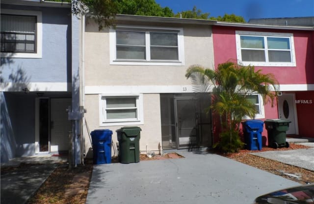 2811 S PINES DRIVE - 2811 S Pines Dr, Largo, FL 33771