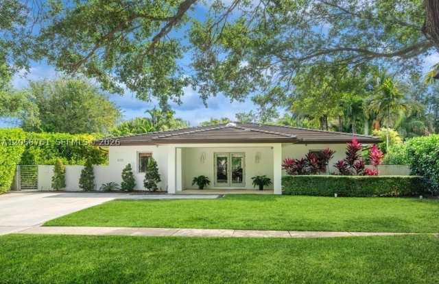 8215 SW 63rd Pl Gallery 2