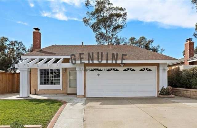 Move-in Special - $500 off 1st Month's Rent for this Beautiful 2 Story 4Bd 2Ba Home Gallery 1