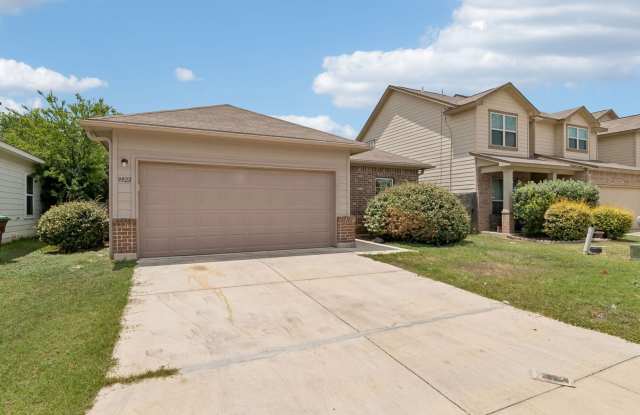9922 Belmore photos photos