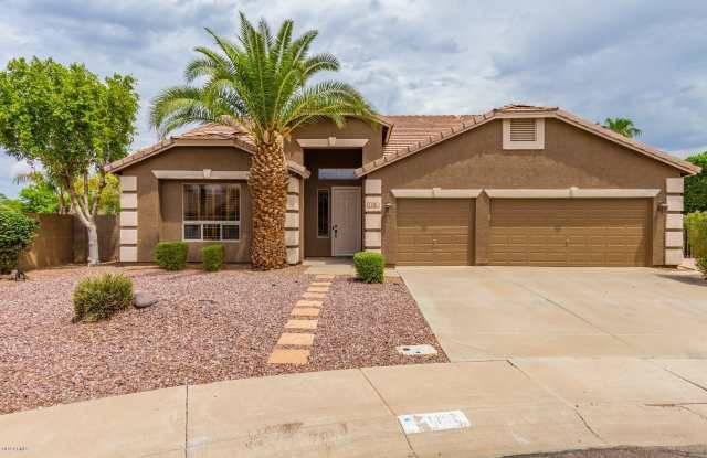 1101 S SANDSTONE Court Gallery 2