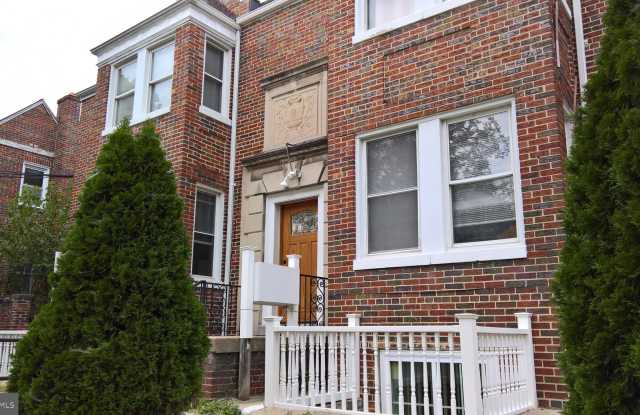 533 PEABODY NW Gallery 2