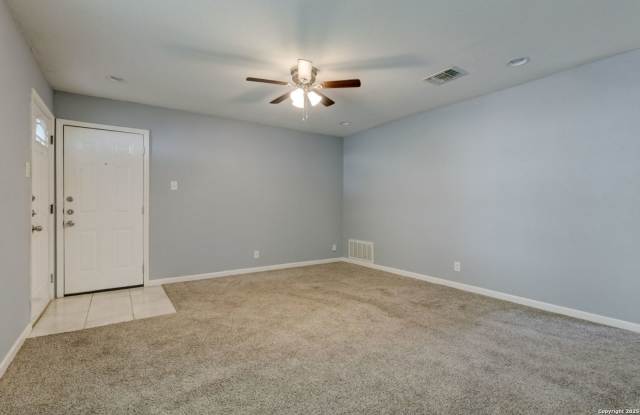 COZY 3-BEDROOM HOME IN KIRBY Gallery 4