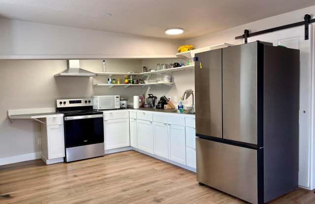 762 Industry Place photos photos