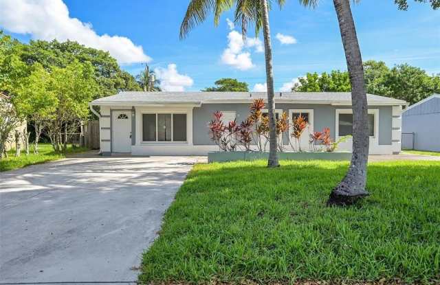 6421 SW 16th St photos photos