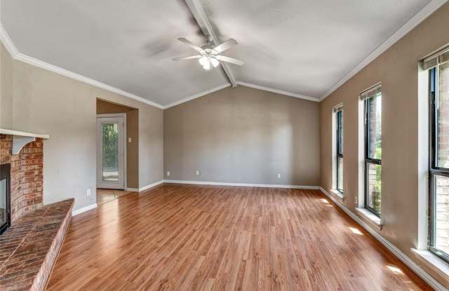 4804 Wagner Drive Gallery 3