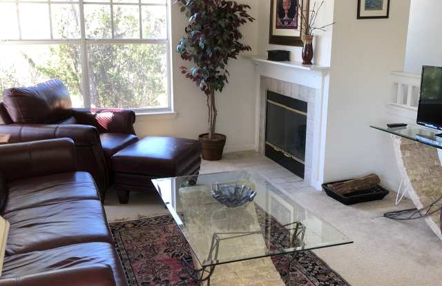 1121 Arbor Lakes Cir Gallery 4