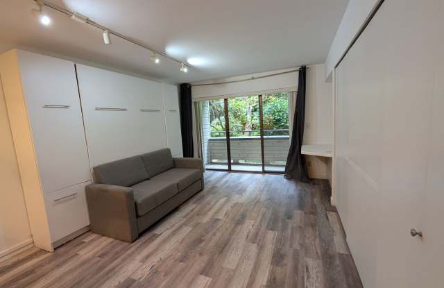 Experience Capitol Hill Living: Studio in Park Summit photos photos