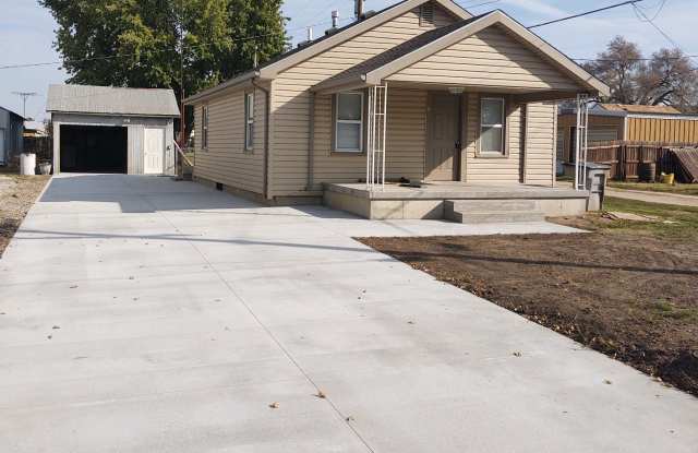 106 W. B photos photos