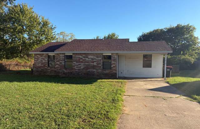 Coming Soon!! 4 Bedroom and 1 Bathroom House Gallery 1
