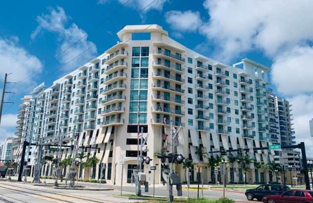 140 S Dixie Hwy 921 - 140 S Dixie Hwy, Hollywood, FL 33020