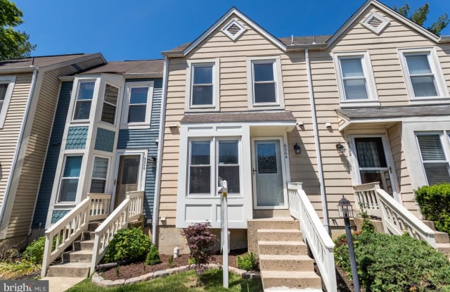 6204 LITTLE VALLEY WAY - 6204 Little Valley Way, Franconia, VA 22310