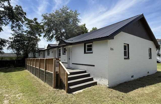 106 Molette Street - A Gallery 3
