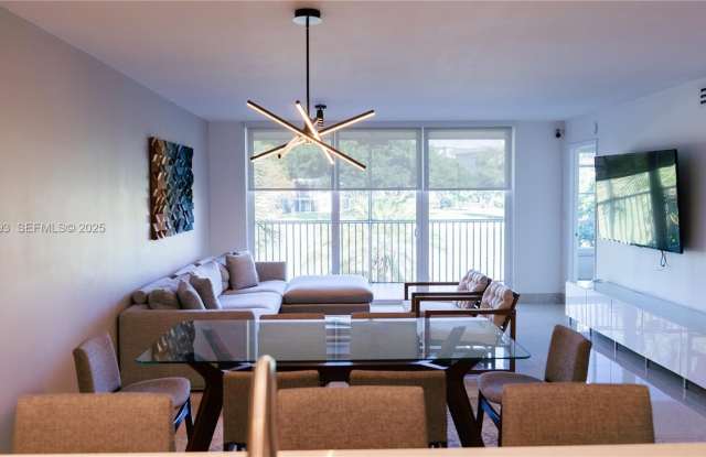 4017 N Cypress Dr photos photos