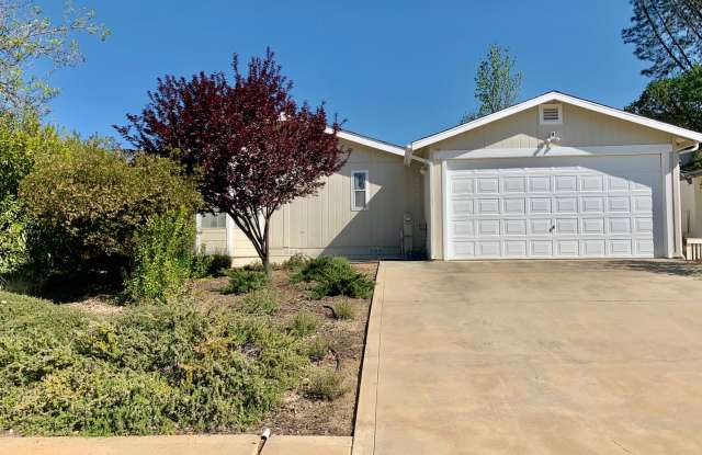 BEAUTIFUL HERITAGE 3 BEDROOM 2 BATH HOMEl AVAILABLE 8/5/2025 photos photos