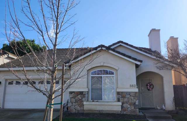 Beautiful Yuba City home located in a cul-de-sac photos photos