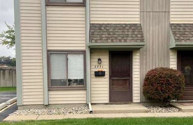 2551 SAMOSET Road - 2551 Samoset Rd, Royal Oak, MI 48073