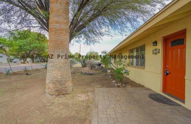 1719 West Frier Drive Gallery 4
