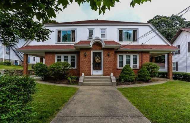 60 Margin St unit: 1L photos photos