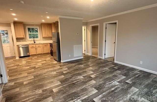 87 Gravel Hill Court Gallery 1