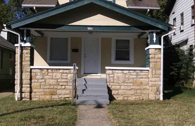 Large 2 bedroom $1200 photos photos